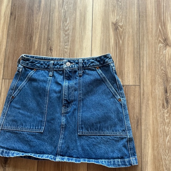 Abercrombie & Fitch Dresses & Skirts - Abercrombie & Fitch Denim High Rise Skirt